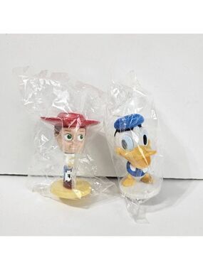 Bundle Kelloggs Bobbleheads Donald Duck And Jessie Toy Story Cereal Promotion